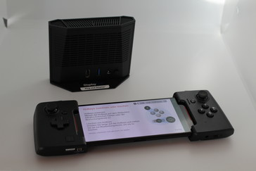 WiGig Dock met Gamevice-Controller