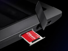De Mini SSD begint in China bij ongeveer 56 dollar. Afgebeeld: een promofoto van de opslagoplossing. (Afbeeldingsbron: Biwin)