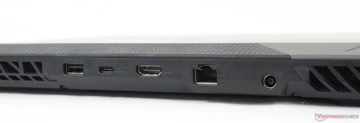 Achterzijde: USB-A 3.2 Gen. 1, USB-C 3.2 Gen. 2 w/ Power Delivery + DisplayPort, HDMI 2.0b, RJ-45 1 Gbps, AC-adapter
