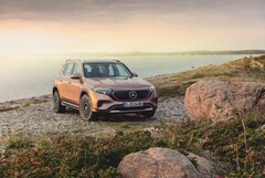 De Mercedes-Benz 2022 EQB SUV zal in de VS verkocht worden vanaf 54.500 dollar. (Afbeelding bron: Mercedes-Benz)