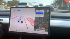 De naam Autopilot is misleidend, beweert de DMV (afbeelding: Tesla)