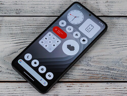 De Phone 1 is een zeer goede goedkope telefoon