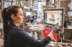 Met zijn elektromotoren bereikt Bosch een efficiëntie tot 98 procent, terwijl tegelijkertijd de vermogensdichtheid toeneemt.