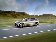 De Mercedes-Benz AMG EQE 43 4MATIC elektrische SUV is nu te bestellen in Europa. (Beeldbron: Mercedes-Benz)
