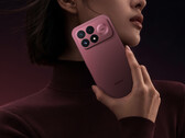 De K100 Pro is verkrijgbaar vanaf 548 dollar. Afgebeeld: de rode uitvoering van de telefoon.