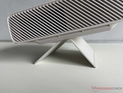 De standaard maakt een flexibele plaatsing van de projector mogelijk.