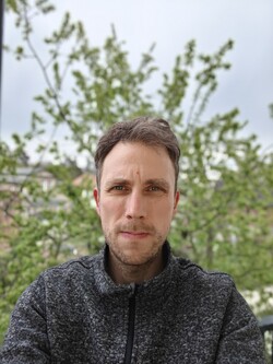 Selfie met de frontcamera van de OnePlus 15T