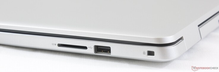 Rechterkant: SD kaartlezer, USB 2.0