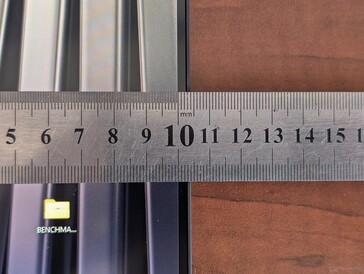 Zeer smalle zijranden voor kleinere afmetingen