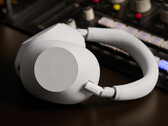 Sony is teruggekeerd naar een opvouwbare vormfactor voor zijn nieuwste hoofdtelefoons uit de WH-1000X-serie. (Afbeeldingsbron: Sony)