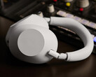 Sony is teruggekeerd naar een opvouwbare vormfactor voor zijn nieuwste hoofdtelefoons uit de WH-1000X-serie. (Afbeeldingsbron: Sony)
