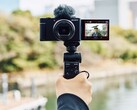 Sony's ZV-1 II vernieuwt de ZV-1 vlogging camera met een bredere lens voor eenvoudigere kadrering in de selfie-modus. (Beeldbron: Sony)