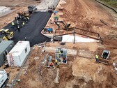 Drone foto's onthullen Cybertruck-vormige tunnel bij Tesla's Giga Fabriek (Beeldbron: JoeTegtmeyer/X)