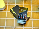 De Xiaomi Poco X8 is stevig en ziet er modern uit, maar heeft ook veel zwakke punten.
