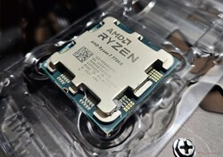 AMD Ryzen 7 7700X. Review unit met dank aan AMD India