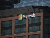 Kantoorgebouw van Microsoft met bedrijfslogo (Afbeelding bron: Simon Ray/Unsplash)
