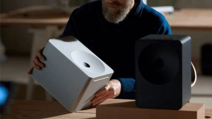 De Samsung Music Studio 7 in wit en zwart (Afbeelding Bron: Samsung)