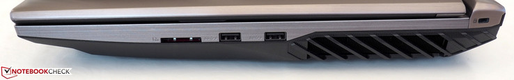 Rechts: kaartlezer, 2x USB-A 3.0, Kensington-lock