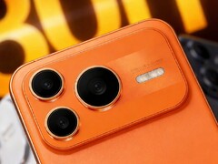 De Honor Power 2 is een telefoon uit het middensegment die eruitziet als een iPhone 17 Pro (Afbeelding bron: Weibo, bewerkt)