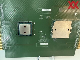 Intel ontwikkelt vloeistofkoeling op pakketniveau voor krachtige processors (Afbeelding bron: Hardwareluxx)