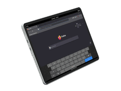 De Juno Tab 4 13'' beschikt over meerdere poorten en twee koelventilatoren.