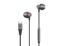 De RedMagic draadoortelefoon met een USB-C-aansluiting.
