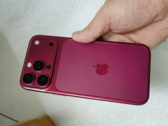 iPhone 18 Pro designmodel in Dark Cherry.