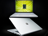Surface Laptop Ultra in Platinum (de andere kleur heet Nightfall).