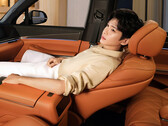 Het interieur van de Great Tang SUV is voorzien van verstelbare stoelen en kapiteinsstoelen.