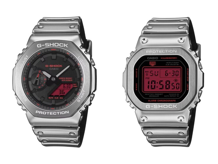 De Casio G-Shock GM-2100YRA-8A (links) en GM-5600YRA-8 (rechts) horloges
