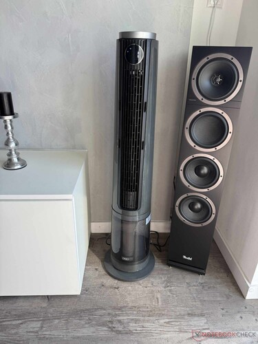 De Dreo TurboCool 765S is ongeveer 1,1 m hoog.