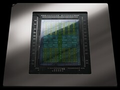 Close-up van een Nvidia RTX GPU-die met blootliggende circuits en metalen behuizing (Afbeelding bron: Nvidia)