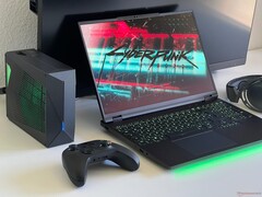 XMG Neo 16 E25. (Afbeeldingsbron: Notebookcheck)