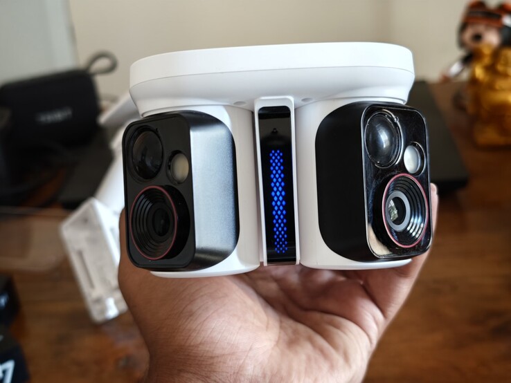 De Baseus X1 Pro beveiligingscamera heeft twee onafhankelijke 3K lenzen