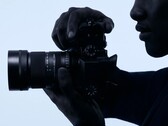 Sigma's nieuwste zoomlens belooft een groot diafragma in een compacte behuizing.