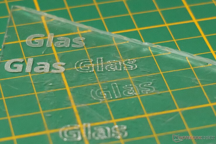 Glas kan worden gegraveerd, maar niet gesneden