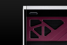 Iqunix EV63 Hall-effect toetsenbord onderaan detail close-up. (Afbeeldingsbron: Iqunix)