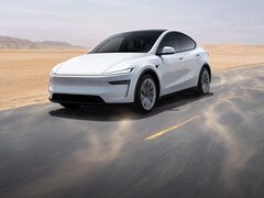 De nieuwe 2026 Tesla Model Y in Pearl White multicoat kleur (bron: Tesla)