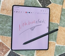 De S Pen is niet inbegrepen bij de Galaxy Fold4