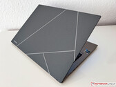 Asus Zenbook S 13 OLED 2023 review - De slankste OLED ultrabook wereldwijd worstelt met vervelende fans