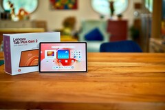 De Lenovo Tab Plus Gen 2 ziet er niet alleen goed uit, maar gaat ook zeer lang mee.