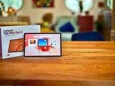 De Lenovo Tab Plus Gen 2 ziet er niet alleen goed uit, maar gaat ook zeer lang mee.
