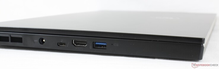 Links: AC-adapter, USB-C + Thunderbolt 3 w / PD en DP, HDMI 2.0, USB-A 3.2 Gen. 2