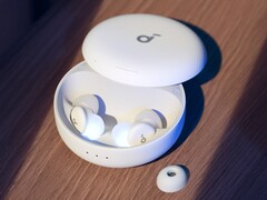 De Soundcore Sleep A30 wordt aangeprezen als &#039;s werelds eerste slimme ANC-slaapoordopjes. (Afbeeldingsbron: Soundcore)
