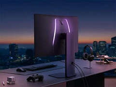 De LG UltraGear OLED 32GX870A bouwt voort op de UltraGear OLED 32GS95UE met superieure software-ondersteuning en meer veelzijdige poorten. (Afbeeldingsbron: LG)