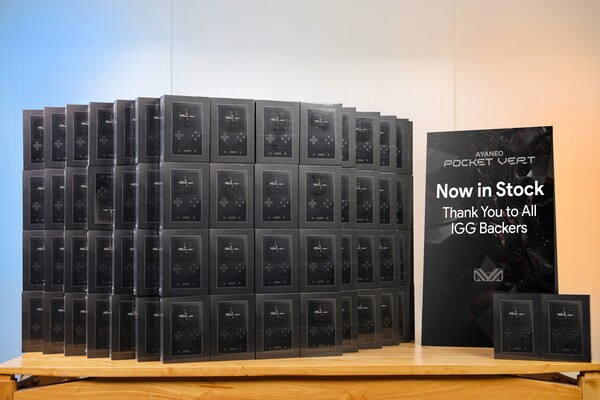Ayaneo zegt dat het nu genoeg voorraad heeft om vroeg te beginnen met de verzending naar backers. (Afbeeldingsbron: Ayaneo)