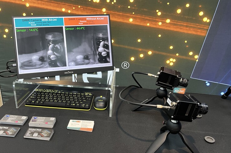 SWIR-camerademonstratie met AirJets. (Afbeeldingsbron: Andreas Sebayang/Notebookcheck.com)