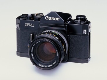 De Canon F-1 was een vlaggenschip van de reflexcamera met één lens uit de jaren 1970 en is een favoriet geworden onder hobbyistische analoge fotografen vanwege zijn uitstekende bouwkwaliteit en knappe uiterlijk. (Afbeelding bron: Canon Camera Museum)