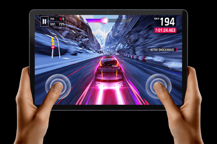 De Lenovo X11A wordt getoond tijdens het gamen