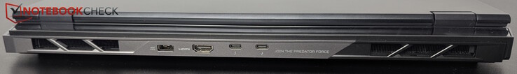 Achterkant: Voeding, HDMI, 2x USB-C TB 5